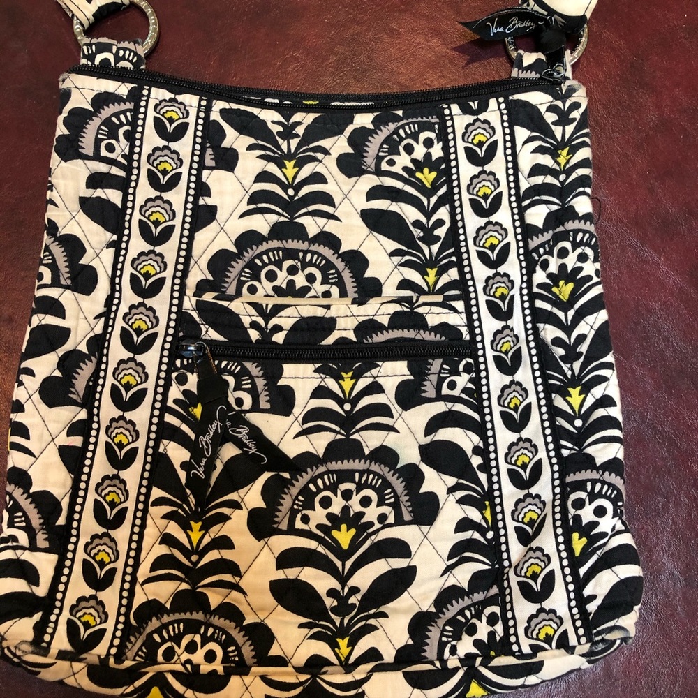 Vera Bradley Crossbody Purse! 👜